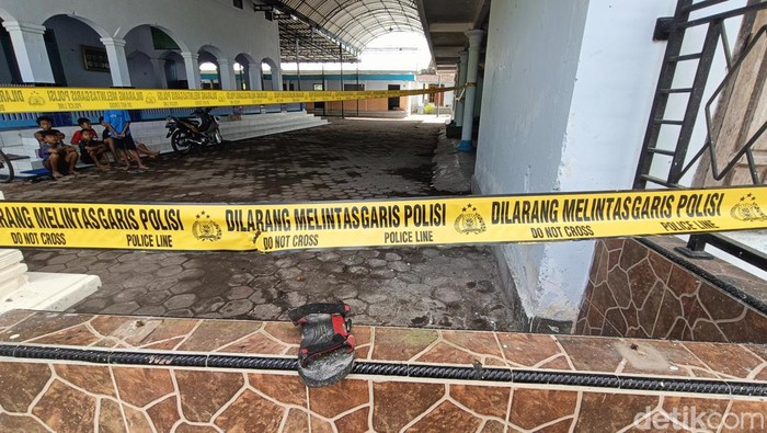 Ledakan petasan rusak bangunan di Kediri
