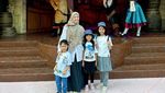 Momen Desta-Natasha Rizki Liburan bareng Anak, Netizen: Yuk Bisa Rujuk!