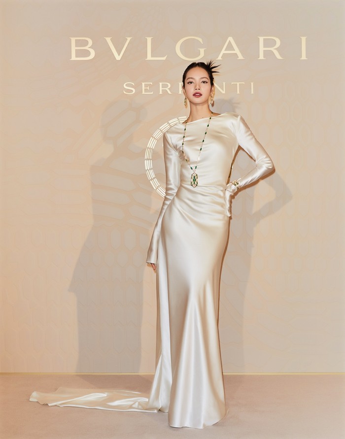 Lisa BLACKPINK tampil tanpa poni