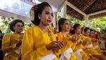 Melihat Prosesi Wisuda Sinden di Nganjuk
