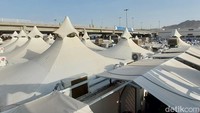 Begini penampakan salah satu tenda di maktab 114 yang menampung jemaah Arminareka Perdana, Jumat (30/6/2023) waktu setempat.