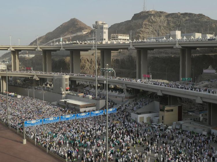 Potret Kepadatan Jamarat Usai Jemaah Haji Lempar Jumrah Hari Kedua