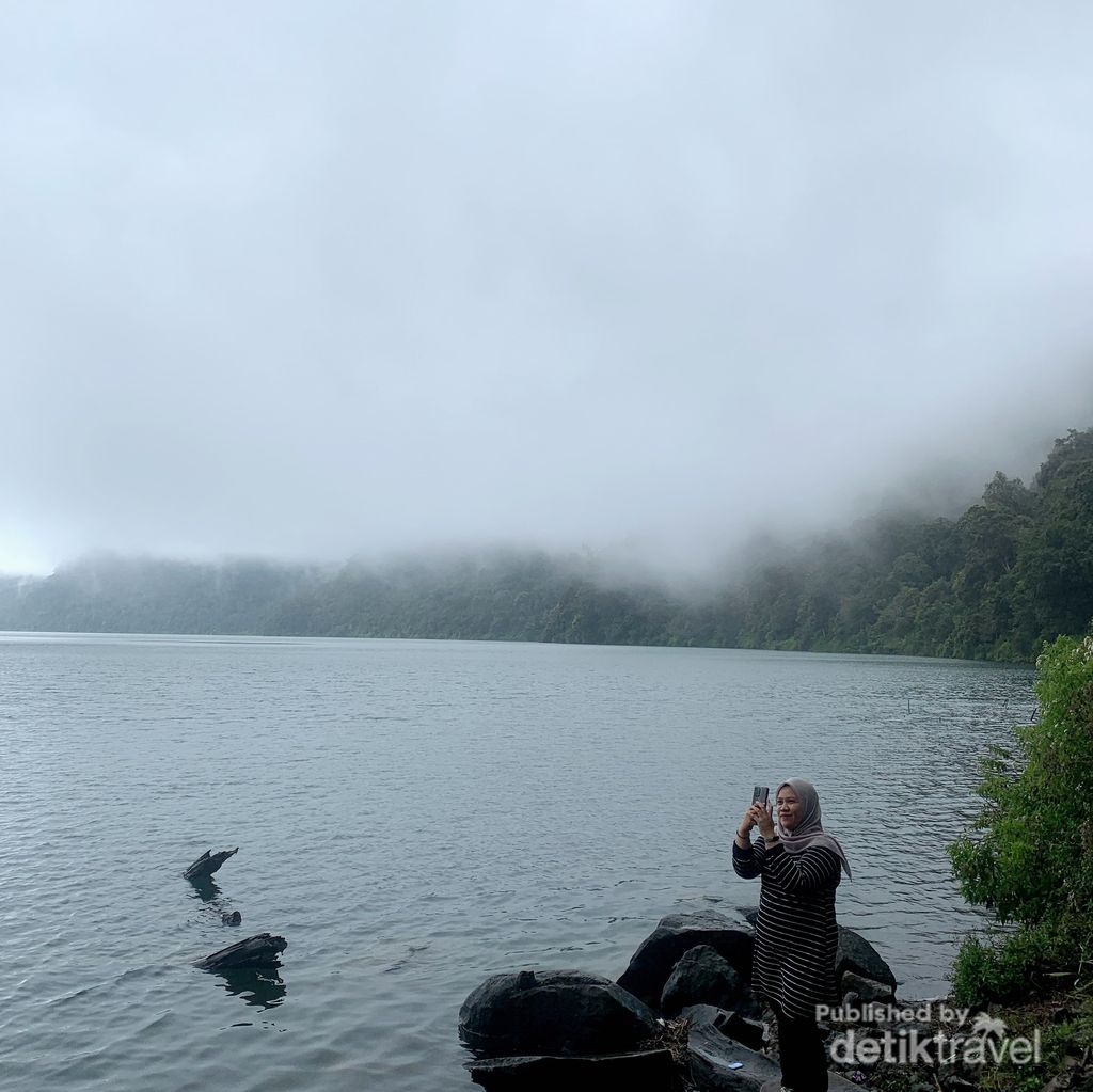 Danau Gunung Tujuh
