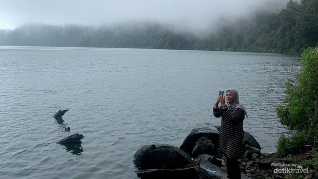 Danau Gunung Tujuh