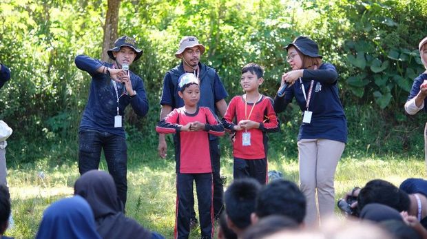 Acara Sharing And Fun Educating #6 Komunitas Arsa Yogyakarta pada di SDN Kuwaderan 1 19-21 Mei 2023 berlangsung meriah. Simak serba-serbi acaranya berikut ini!