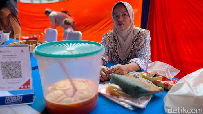 Siti Maemunah, pedagang asinan Betawi di Duren Tiga, Jaksel kembangkan usaha dengan pendayaan KUR Bank BRI