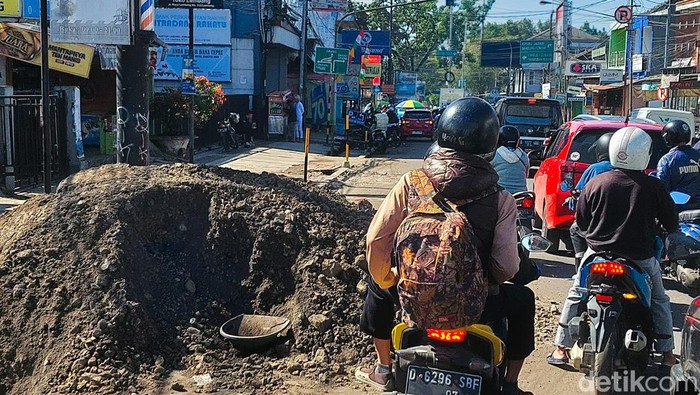 Situasi lalu lintas di Lembang, Bandung Barat