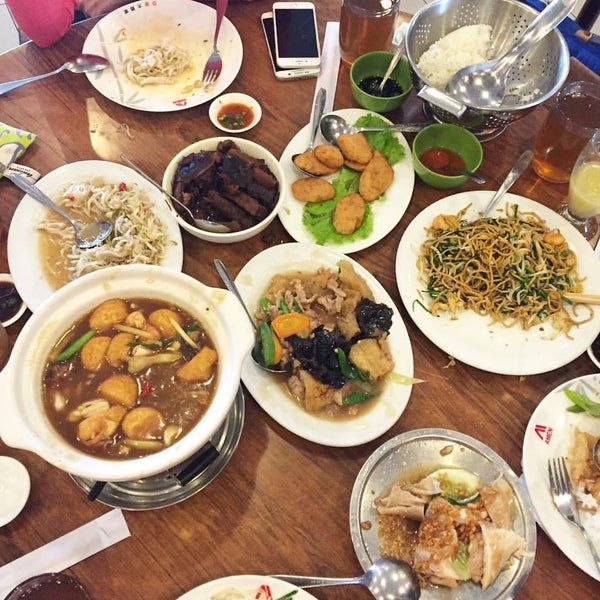 5 Restoran Legendaris di Puncak, Sajikan Sate hingga Poffertjes Enak