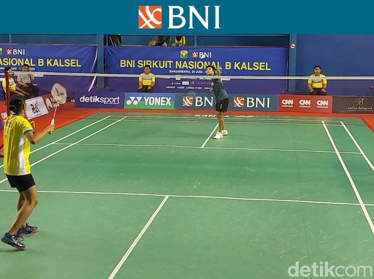 Foto Berlian Vs Divya Berebut Gelar Juara, 54 Menit Bersaing Sengit