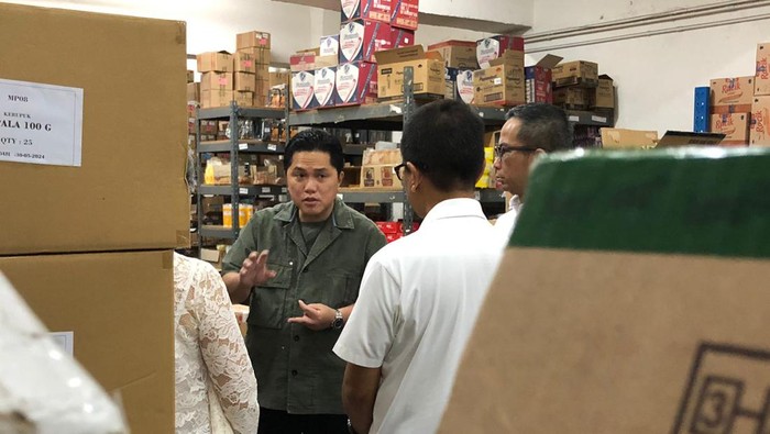 Erick Thohir Cek Gudang di Hong Kong