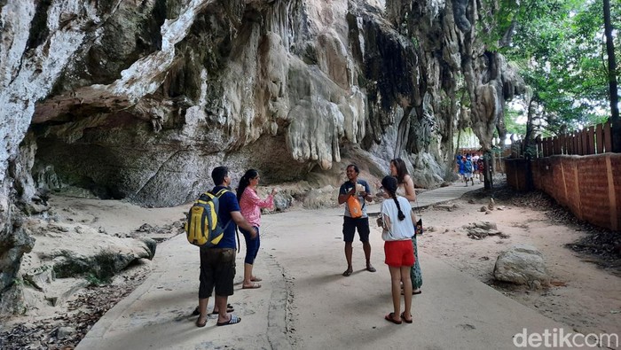 Gua Phranang di Krabi, Thailand