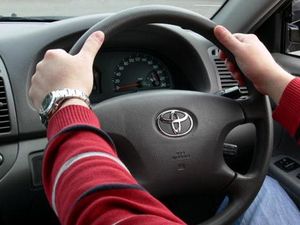 7 Hal Bikin Mobil Boros Bensin, Awas Tekor!