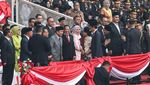 Momen Prabowo Dampingi Jokowi Hadiri HUT ke-77 Polri di GBK