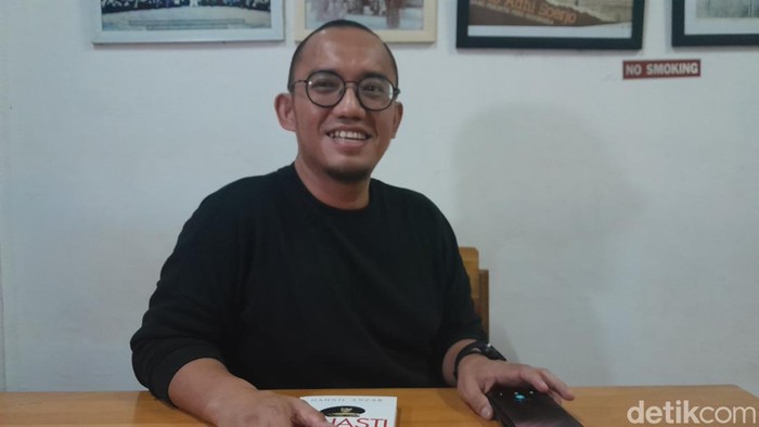 Jubir Prabowo Subianto, Dahnil Anzar Simanjuntak
