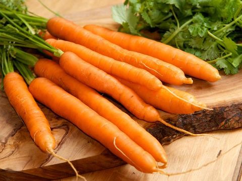 Manfaat racikan jus wortel dan daun ketumbar