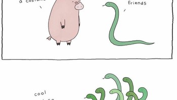 Kirain manggil teman-temannya buat apa, ternyata cosplay jadi medusa. Foto: (Dok. Bored Panda).