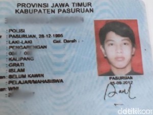 Pria Ini Unik Sekali, Namanya Polisi