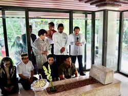 Beda Pilihan Politik Andika Perkasa dan Mertuanya Hendropriyono