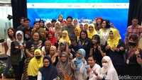 Dorongan itu dilakukan dengan program BUMN yakni antara Himbara bersama Badan Pelindungan Pekerja Migran Indonesia (BP2MI). Bersama program itu, Erick memerintahkan agar pekerja migran di Hong Kong yang ilegal bisa menjadi legal. Foto: Angga Aliya/detikcom