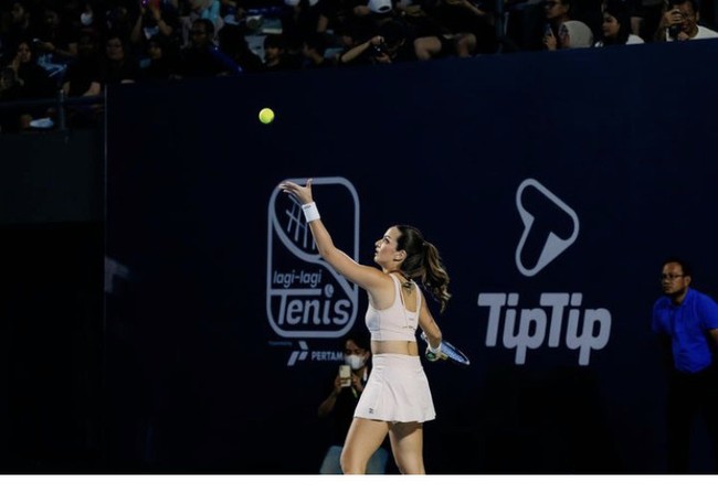 Istri Ardi Bakrie ini memang menyiapkan pertandingan tersebut dengan berusaha lebih keras, dan melakukan banyak latihan. Segala usahanya pun terbayarkan, walaupun latihannya bikin capek kalau diingat. Foto: Dok. Instagram Nia Ramadhani