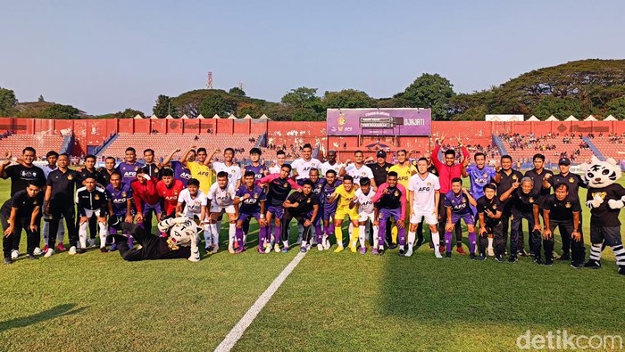Persik Kediri akan melakoni laga perdana di Liga 1 2023-2024 di kandang. Skuad Macan Putih akan menjamu Borneo FC.