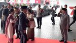 Momen Prabowo Dampingi Jokowi Hadiri HUT ke-77 Polri di GBK