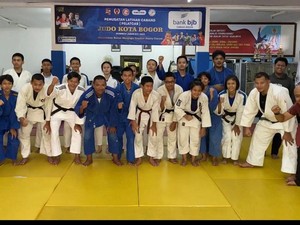 Cegah Tawuran di Kota Bogor, Kombes Bismo Luncurkan Program SKCK Goes To School