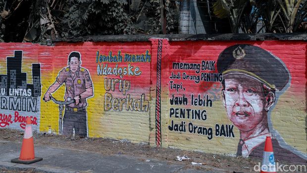 Seniman mural di Kediri