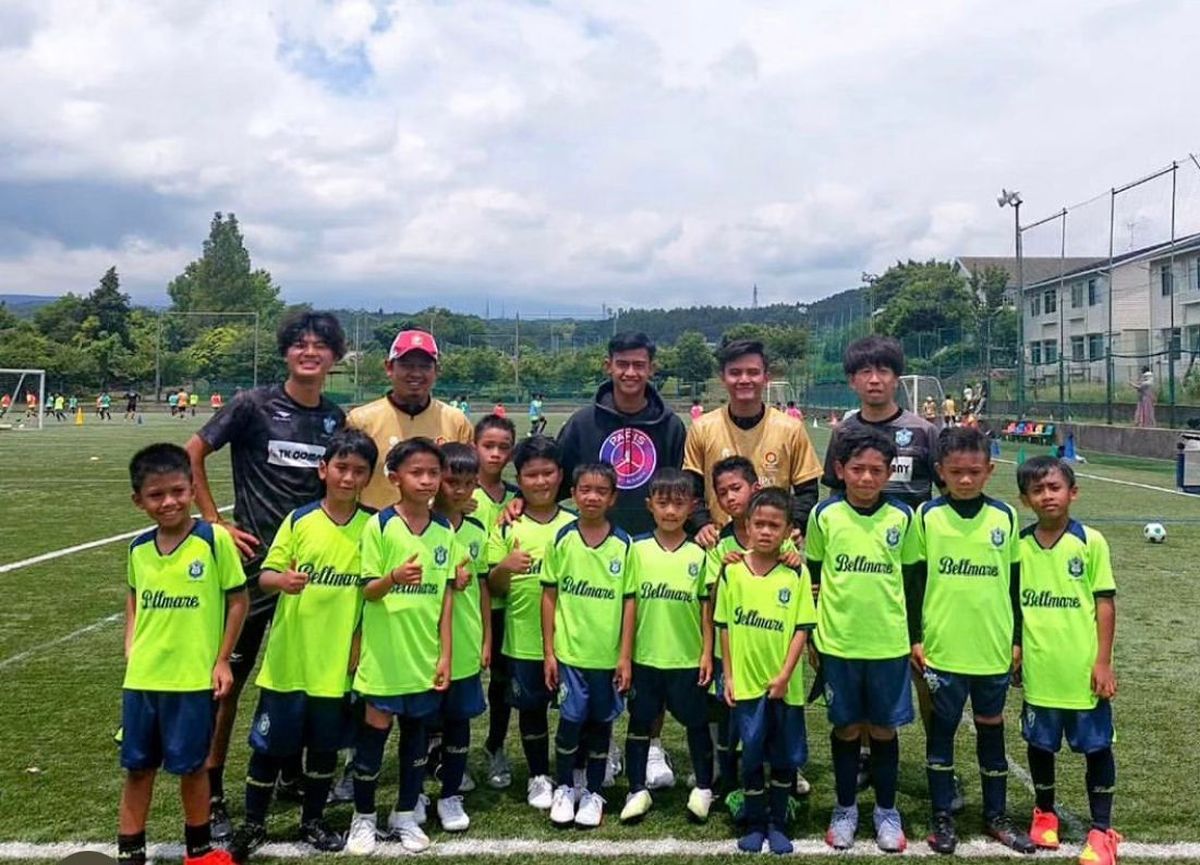 Andre Rosiade Fasilitasi Pesepakbola Muda ASIOP FC Bertemu Pratama Arhan