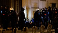 Sebelumnya, setidaknya 80 orang ditangkap di Marseille di antara total 270 orang yang ditangkap secara nasional pada Jumat (30/6), kata Menteri Dalam Negeri Gerald Darmanin.