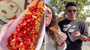 10 Makanan di Disneyland Ini Dihujat Pengunjungnya