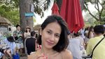 Momen Pevita Pearce Cicip Durian Pertama Kali hingga Ngemil di Kafe