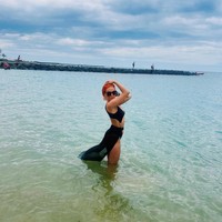 Tidak banyak orang yang percaya diri memamerkan ketiaknya. Tapi Nova Jewels justru sangat bangga dengan area lipatan tubuh tersebut. Foto: Dok. Instagram/@novajewelsofficial