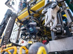 Wujud Kendaraan Robot Canggih Penemu Puing Kapal Selam Titan