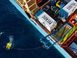 Wujud Kendaraan Robot Canggih Penemu Puing Kapal Selam Titan