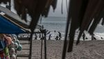 Wisata Pantai Anyer Padat di Momen Libur Idul Adha