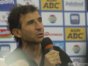 Keputusan Luis Milla Bikin Pelatih PSM Terkejut