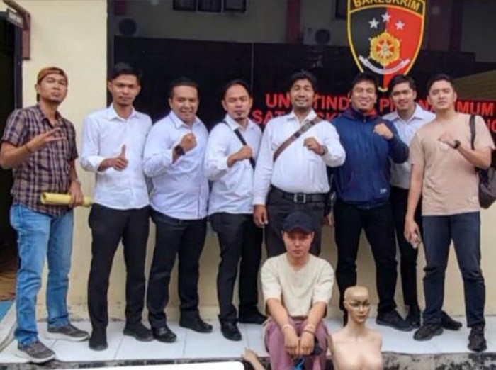 Penampakan TikToker Popo saat ditangkap polisi terkait video masturasi dengan manekin