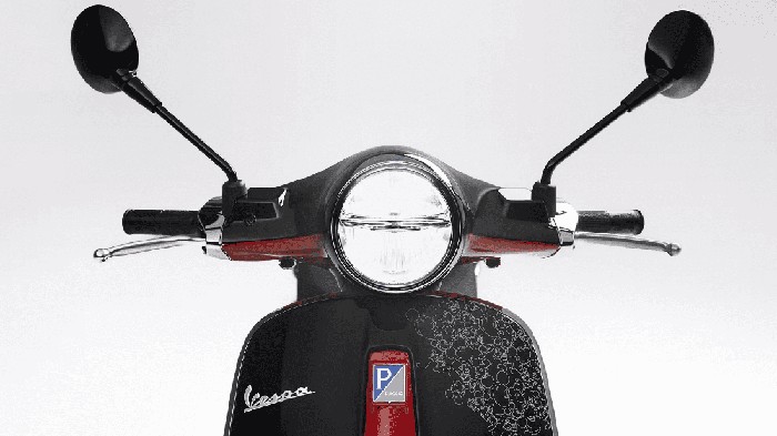 Vespa edisi Mickey Mouse Vespa edisi Mickey Mouse
