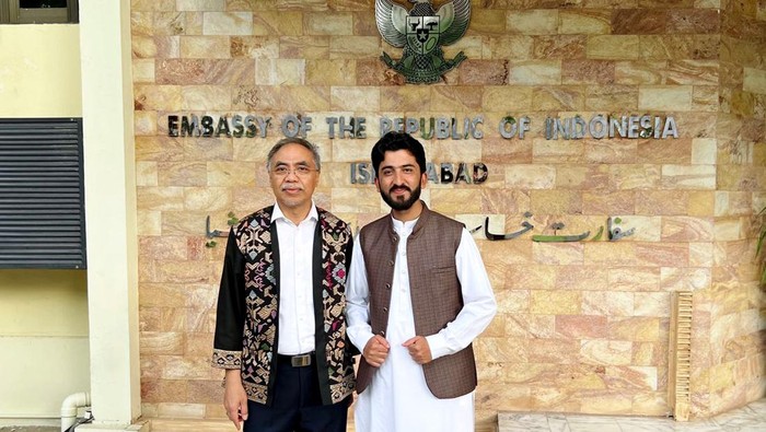 Duta Besar Indonesia untuk Pakistan Adam Mulawarman menerima kedatangan Atta Ul Karim guna majukan Pariwisata Indonesia-Pakistan.