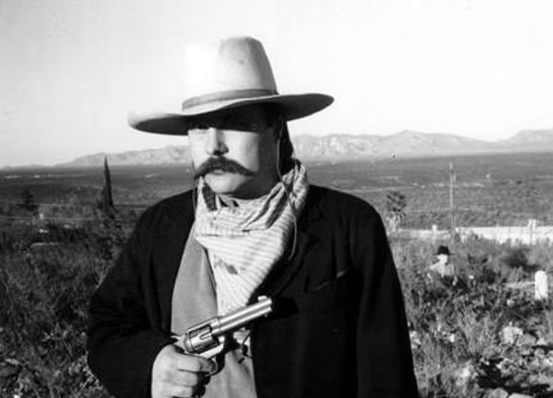 Foto Hantu Menakutkan hingga Konyol