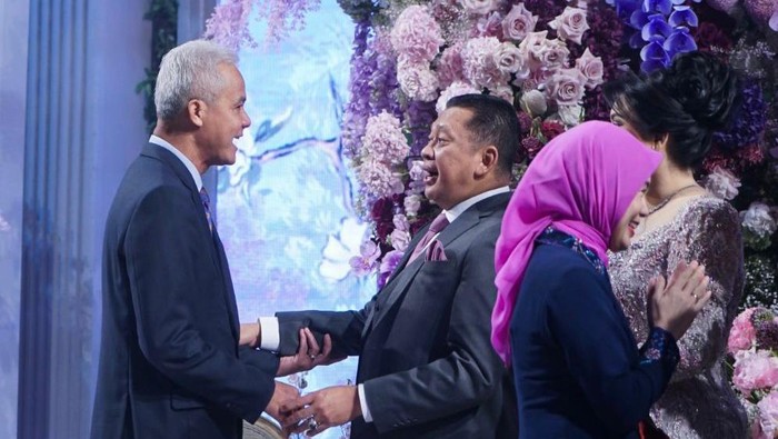 Ganjar Pranowo hadiri pernikahan putri Bamsoet