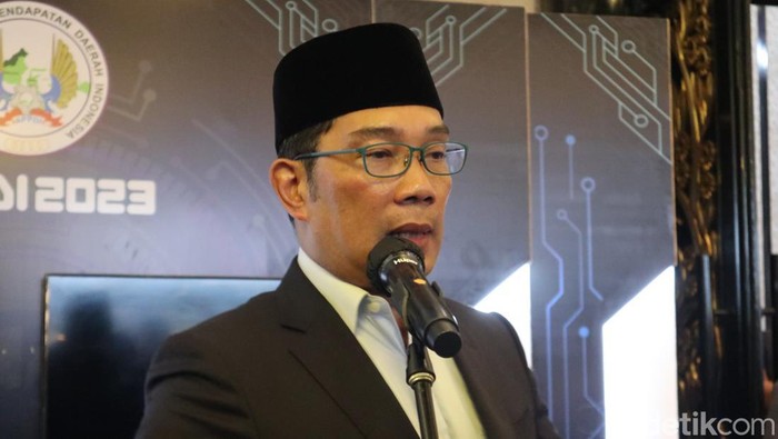 Gubernur Jabar Ridwan Kamil
