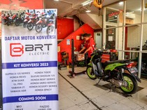 Baru 181 Motor Dapat Subsidi Konversi ke Listrik dari Target 50 Ribu Unit