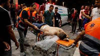 Kementerian Kesehatan Palestina, secara terpisah, melaporkan bahwa sedikitnya satu orang tewas dan satu orang lainnya mengalami luka-luka akibat gempuran militer Israel di Tepi Barat tersebut.