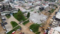Sebagai informasi, pada 2022 pemerintah Pantai Gading akan meningkatkan kepatuhan terhadap praktik konstruksi yang ketat usai 13 orang tewas saat dua gedung runtuh di Abidjan pada periode Februari dan Maret.