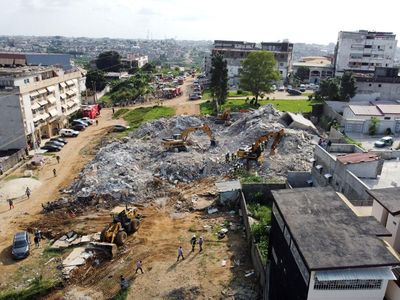 7 Orang Tewas Imbas Gedung 6 Lantai Ambruk di Pantai Gading