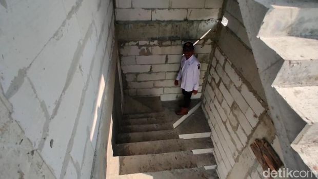 Kantor Desa Sembung, Batang, setinggi 8 lantai dibangun tanpa anggaran negara, Senin (3/7/2023).
