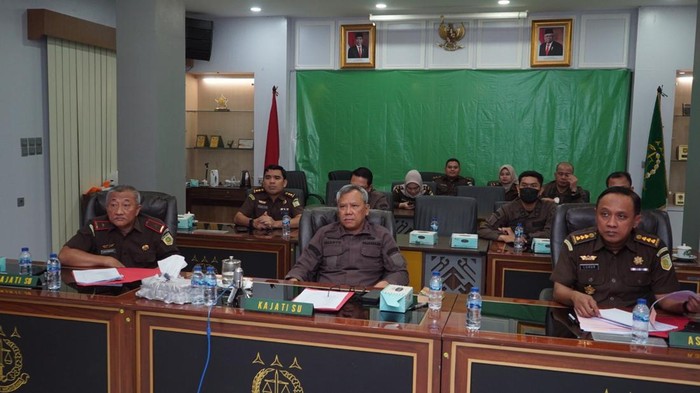 Kejati Sumut saat melaksanakan restorative justice satu perkara di Medan. (Foto: Istimewa)