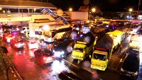 Antrean kendaraan ini terjadi hingga 6 jam.